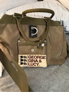 Olive Duffel Bag with Detachable Strap